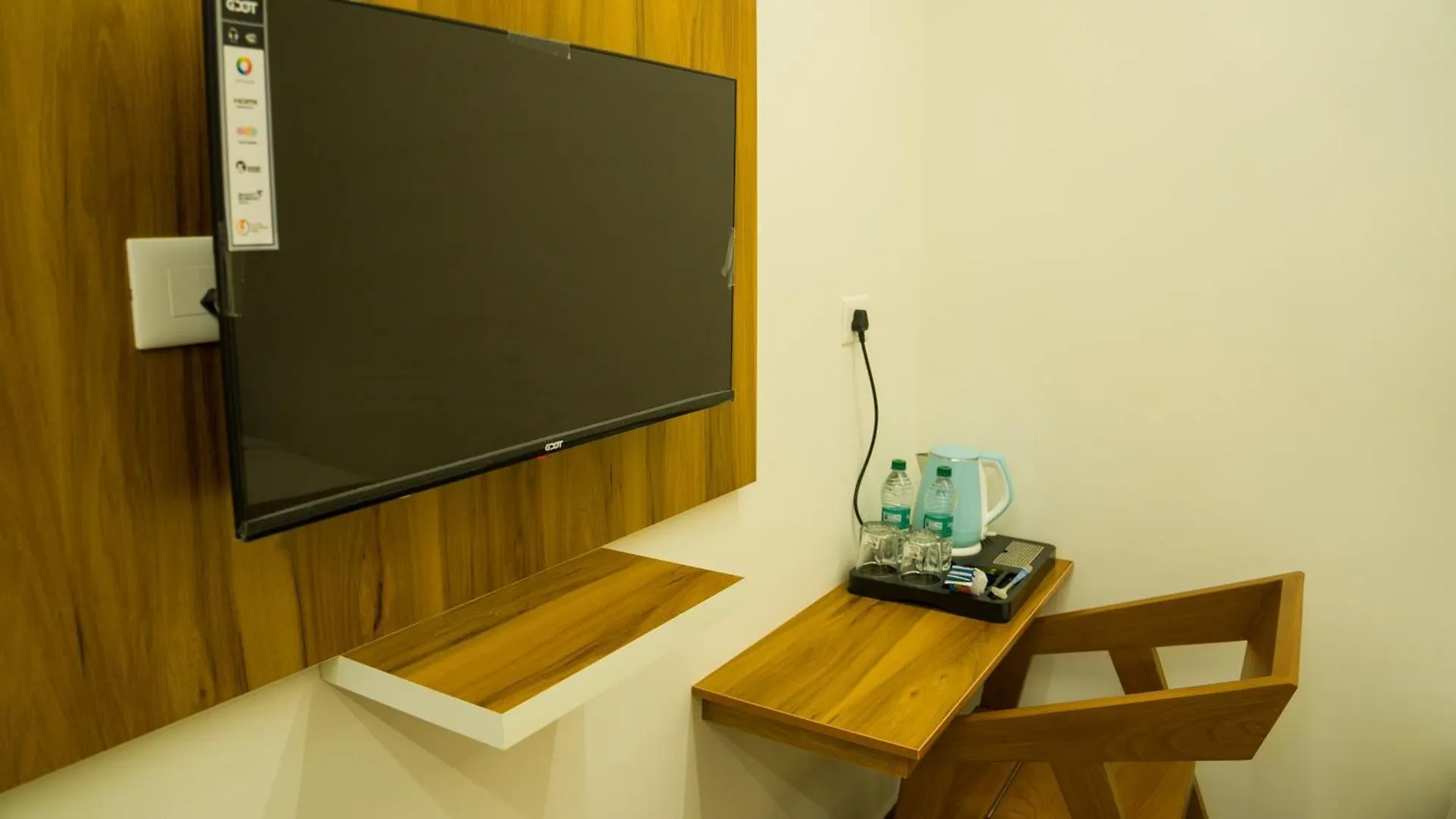 Fly View Airport Residency Hotel Nedumbassery